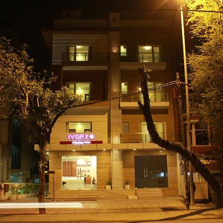 Hotel Ivory 32 Ню Делхи Екстериор снимка
