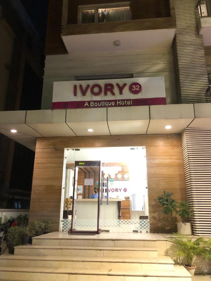 Hotel Ivory 32 Ню Делхи Екстериор снимка