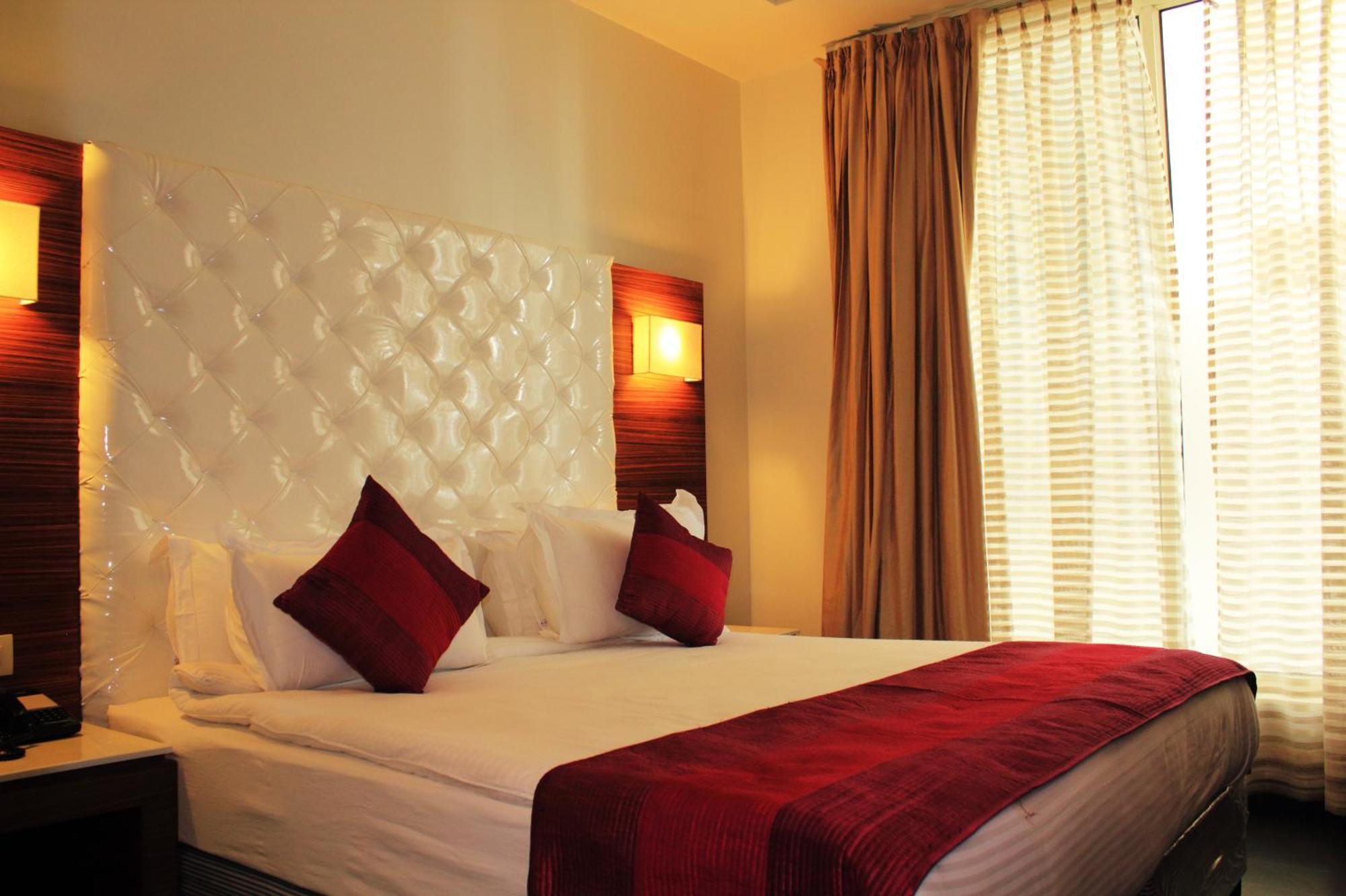 Hotel Ivory 32 Ню Делхи Екстериор снимка