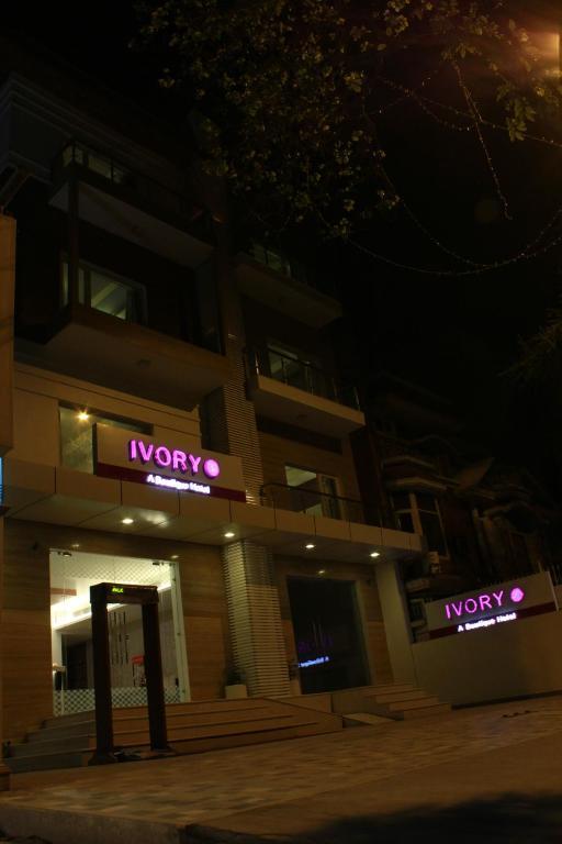 Hotel Ivory 32 Ню Делхи Екстериор снимка