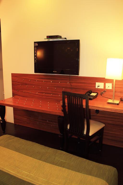 Hotel Ivory 32 Ню Делхи Екстериор снимка